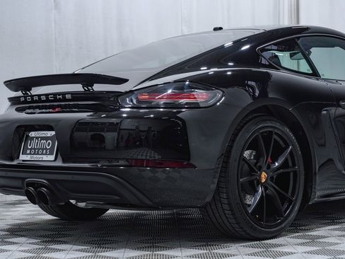 Used 2017 Porsche 718 Cayman S image 12