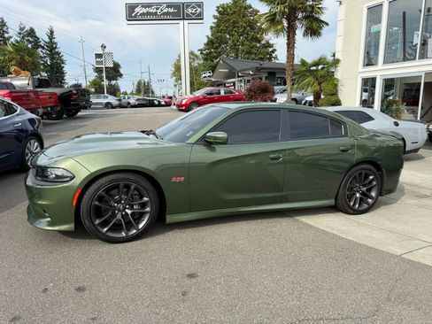 Used 2021 Dodge Charger Scat Pack image 10