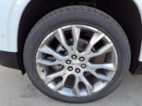 New 2026 GMC Acadia Denali w/ Super Cruise Package image 22