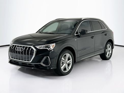 Used 2024 Audi Q3 2.0T Premium Plus AWD/4WD image 1