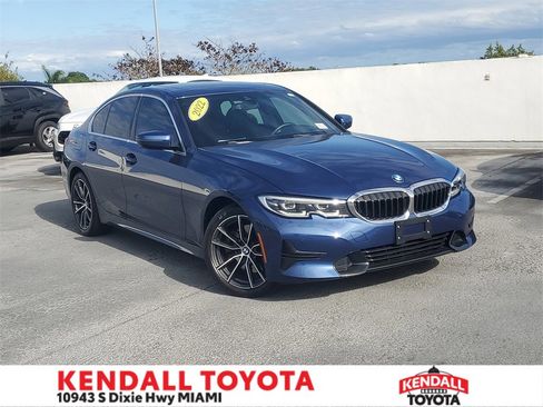 Used 2022 BMW 330i Sedan w/ Premium Package image 1
