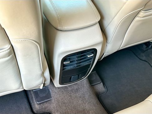 Used 2017 Lincoln MKC Select w/ Select Plus Package image 23