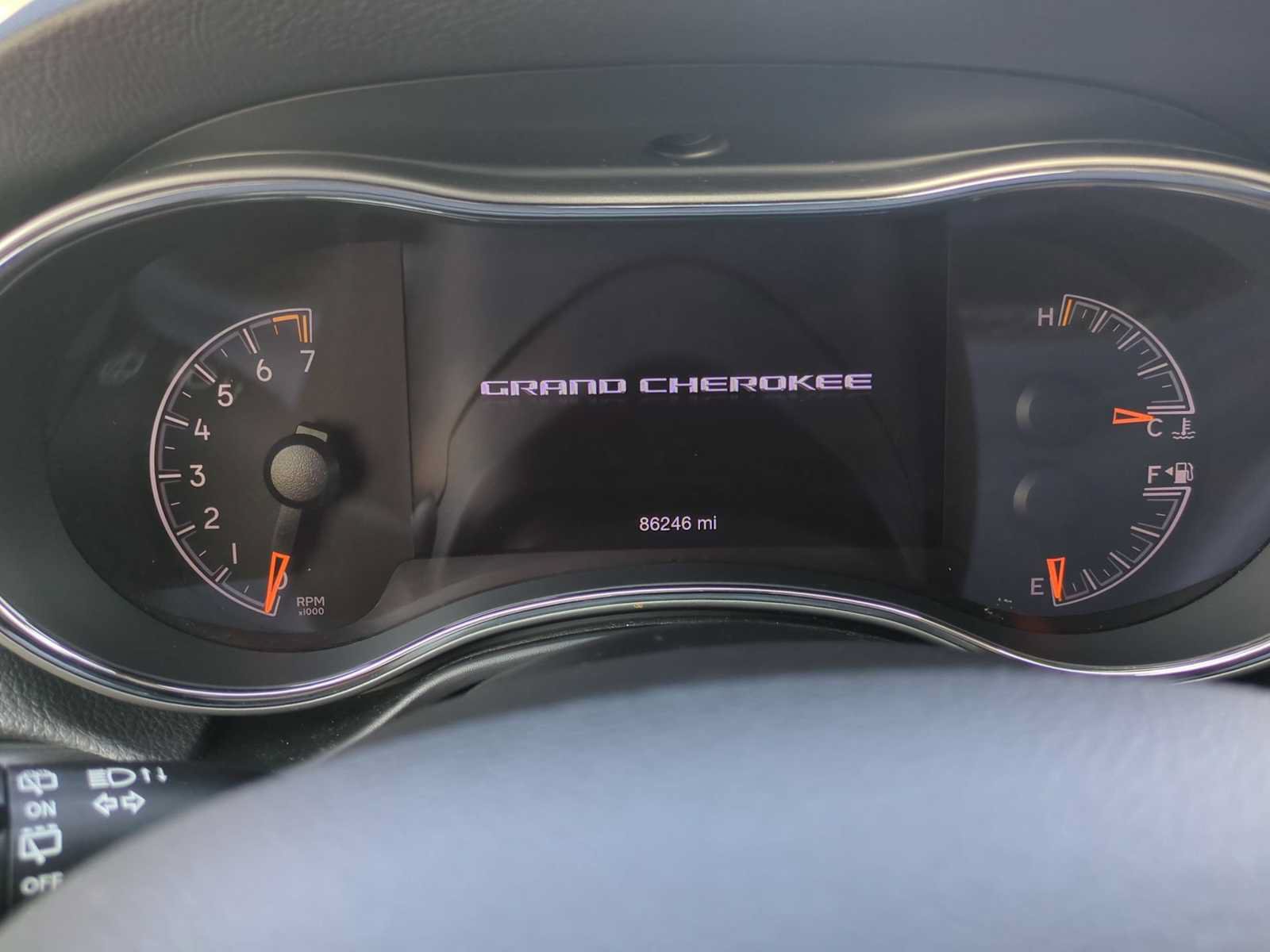 Used 2019 Jeep Grand Cherokee Limited AWD/4WD image 11