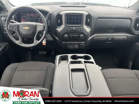 Used 2020 Chevrolet Silverado 1500 Custom w/ Custom Value Package image 15