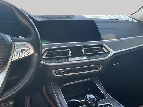 Used 2019 BMW X7 xDrive40i w/ Premium Package image 9