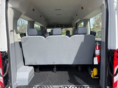 Used 2017 Ford Transit 150 XL image 18