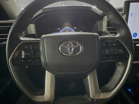 Used 2024 Toyota Tundra Limited AWD/4WD image 18