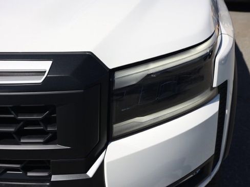 New 2026 Nissan Frontier PRO-4X w/ Pro-4x Convenience Package image 10