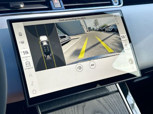 New 2026 Land Rover Range Rover Evoque S image 23