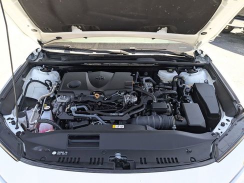 Used 2025 Toyota Camry LE image 28