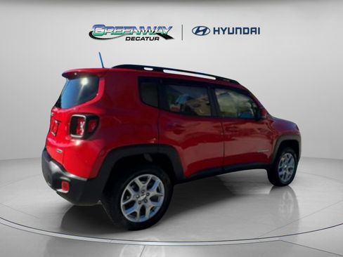 Used 2018 Jeep Renegade Latitude image 28