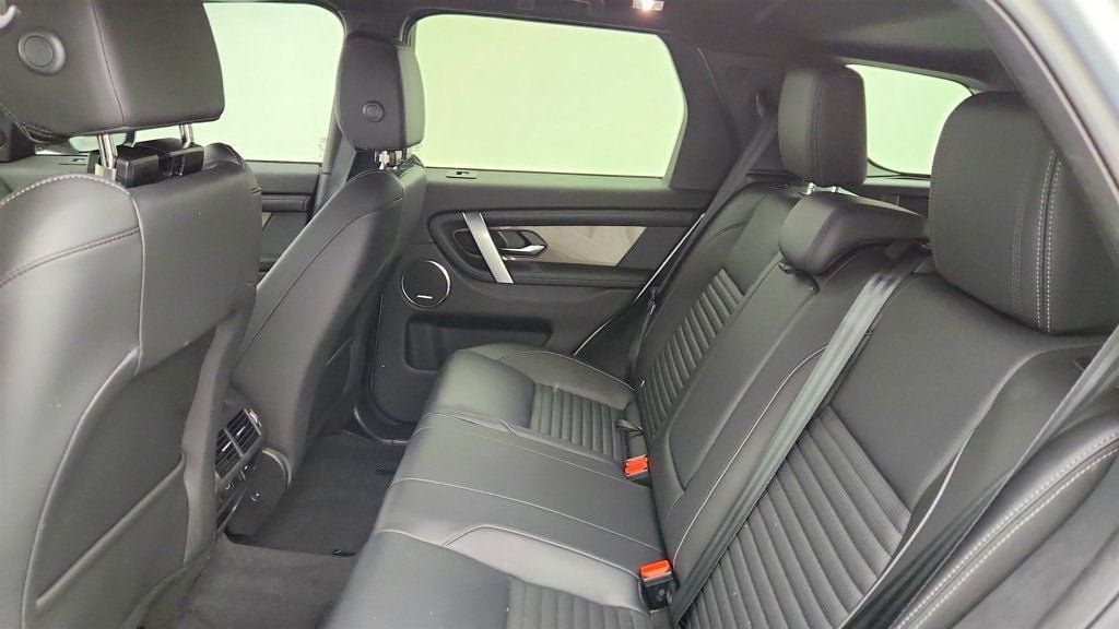Used 2025 Land Rover Discovery Sport Dynamic SE AWD/4WD image 23