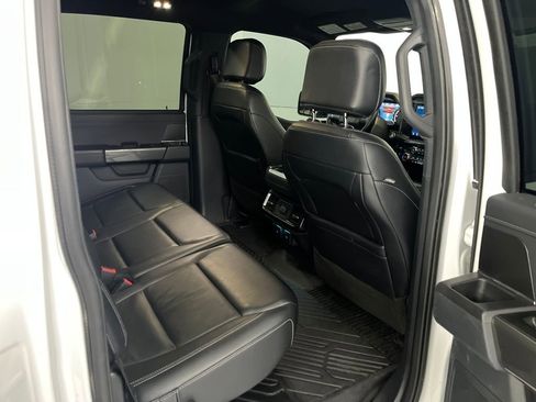 Used 2022 Ford F150 XLT w/ Equipment Group 302A High image 23