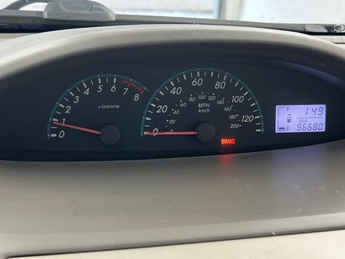 Used 2011 Toyota Yaris Sedan image 20