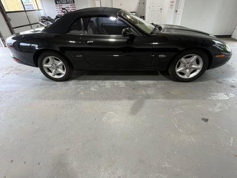 Used 1999 Jaguar XK8 Convertible RWD image 2
