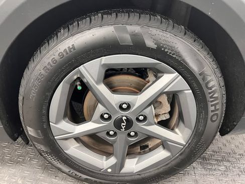 Used 2025 Kia K4 FWD image 21