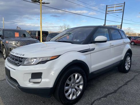 Used 2015 Land Rover Range Rover Evoque Pure image 2