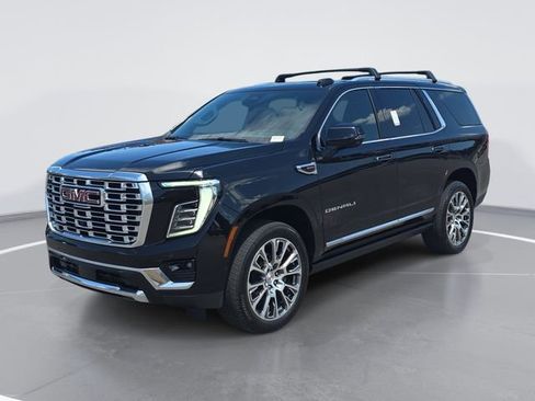Used 2025 GMC Yukon Denali w/ Denali Reserve Package AWD/4WD image 7