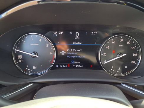 Used 2023 Buick Envision Essence w/ Sport Touring Package image 25