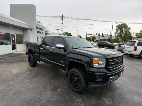 Used 2015 GMC Sierra 1500 Denali w/ Driver Alert Package AWD/4WD image 3