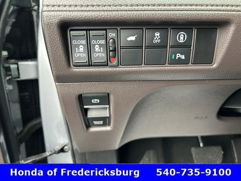 Certified 2023 Honda Odyssey Elite image 36