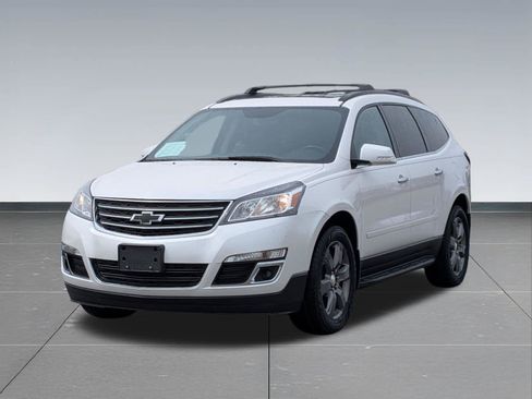 Used 2017 Chevrolet Traverse LT AWD/4WD image 10