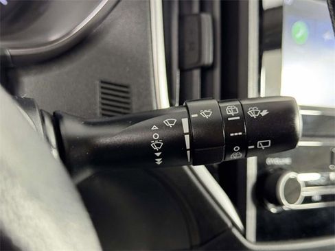 Used 2023 Subaru Crosstrek 2.0i Premium image 24