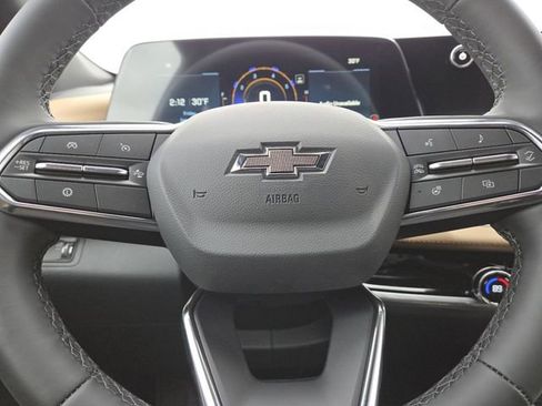 New 2026 Chevrolet Equinox ACTIV w/ Convenience Package III image 31