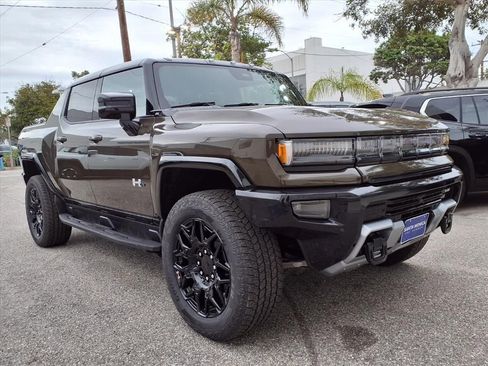 New 2026 GMC Hummer EV 4x4 Crew Cab image 3