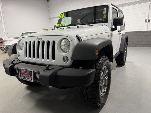 Used 2014 Jeep Wrangler Rubicon w/ Trailer Tow Group AWD/4WD image 9