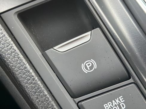 Used 2022 Honda CR-V Touring image 31