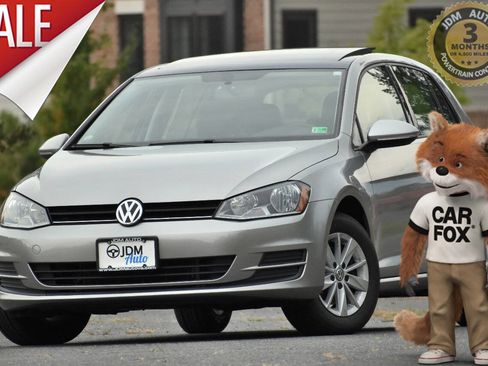 Used 2015 Volkswagen Golf S image 1