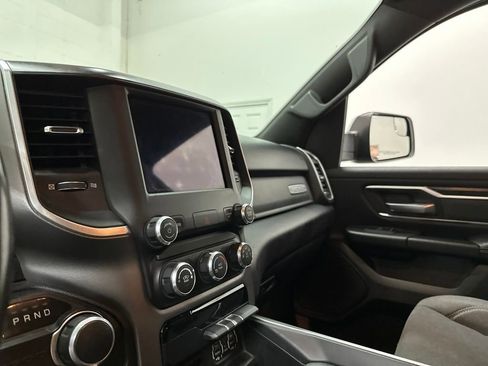 Used 2019 RAM 1500 Big Horn RWD image 24