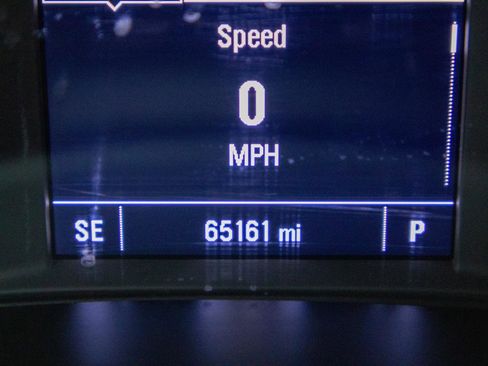 Used 2023 Chevrolet Malibu LT FWD image 16