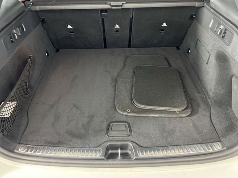 Used 2024 Mercedes-Benz GLC 43 AMG 4MATIC image 26