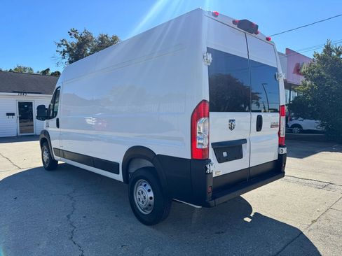 Used 2022 RAM ProMaster 2500 w/ Driver Convenience Group image 24