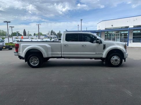 Used 2020 Ford F450 Platinum w/ Camper Package AWD/4WD image 7