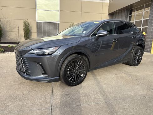 Used 2024 Lexus RX 350 Premium w/ Accessory Package (Z1) image 5