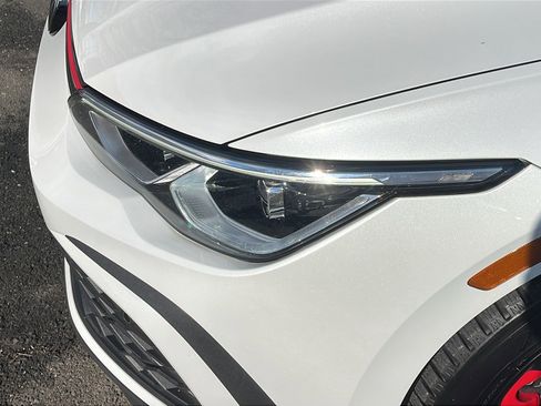 Used 2024 Volkswagen GTI SE image 8