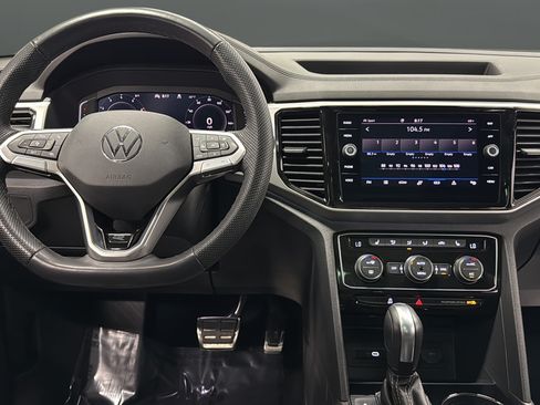Used 2023 Volkswagen Atlas Cross Sport SEL R-Line AWD/4WD image 11