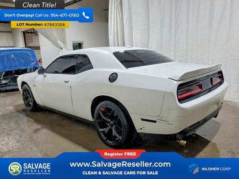 Used 2015 Dodge Challenger R/T Plus RWD image 3
