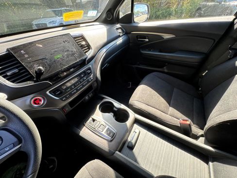 Used 2022 Honda Pilot Sport image 26