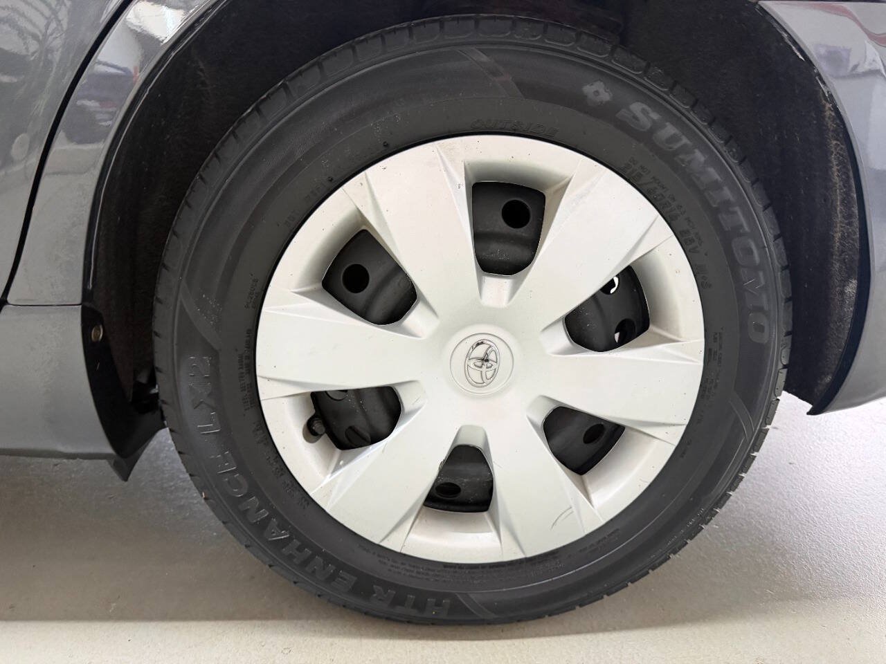Used 2009 Toyota Camry LE FWD image 26