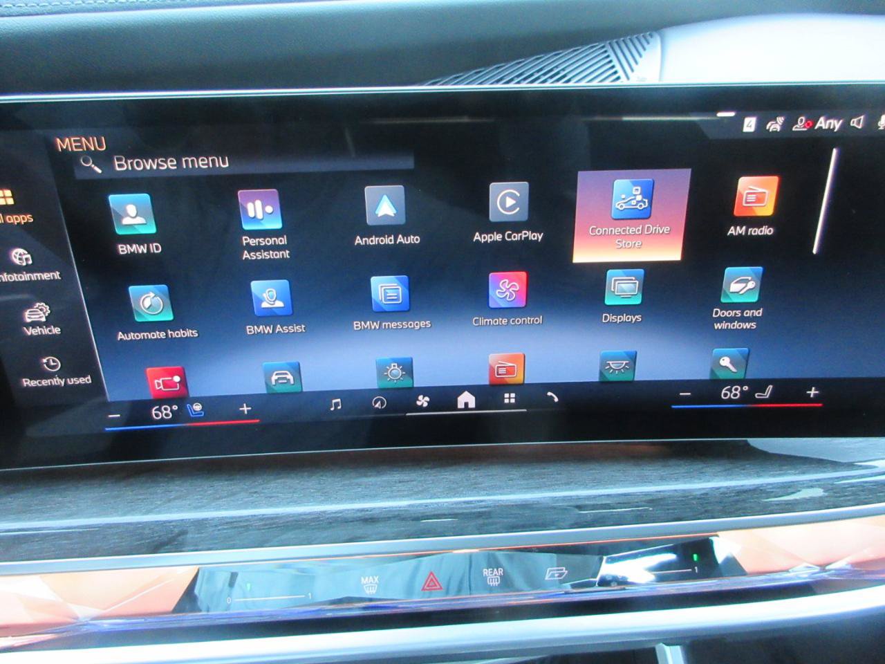 Used 2023 BMW 760i xDrive AWD/4WD image 69