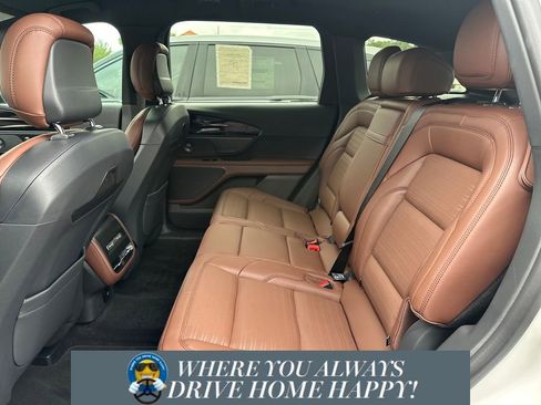 New 2026 Lincoln Nautilus Reserve image 17