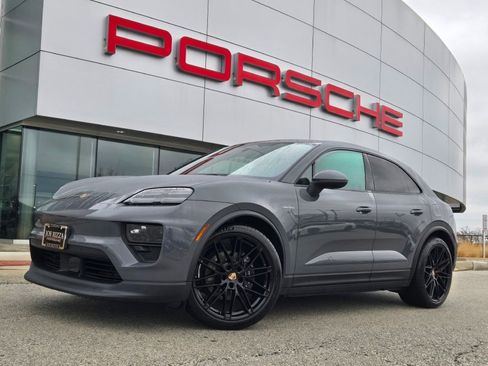 Used 2025 Porsche Macan Electric image 1