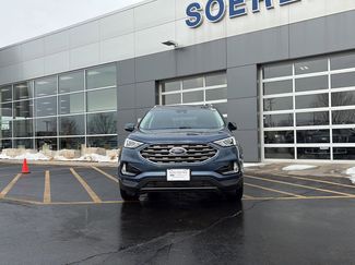Used 2019 Ford Edge Titanium video 2