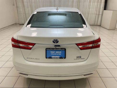 Used 2014 Toyota Avalon Limited image 29