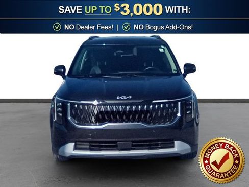 Used 2025 Kia Carnival EX FWD image 11
