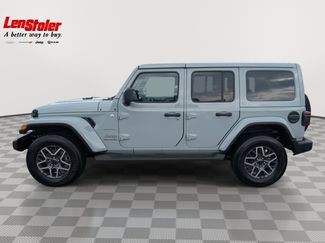 Used 2024 Jeep Wrangler Sahara w/ Technology Group video 2